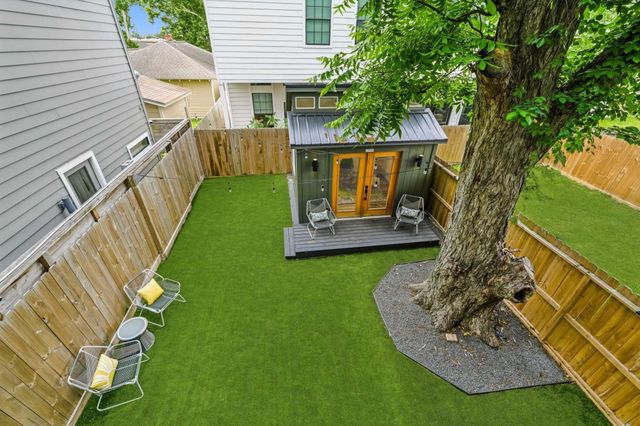 1307 E 27th Street, Houston, TX 77009