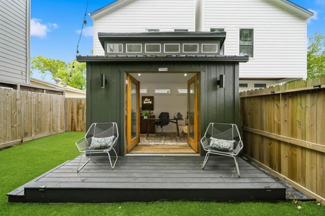 1307 E 27th Street, Houston, TX 77009