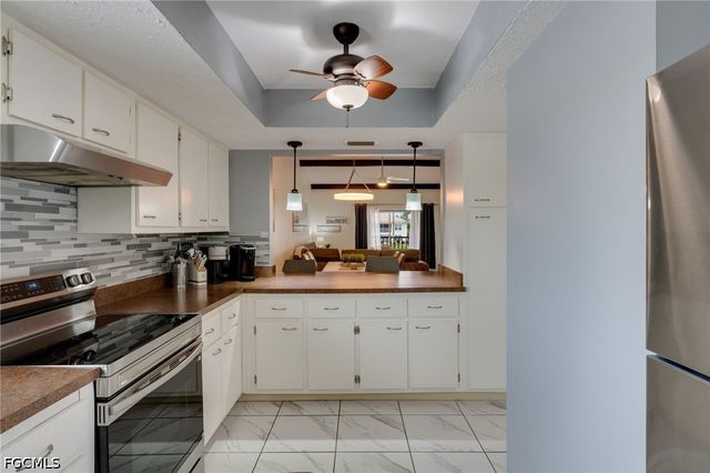 511 SE 43rd ST 203, Cape Coral, FL 33904