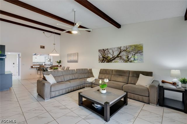 511 SE 43rd ST 203, Cape Coral, FL 33904