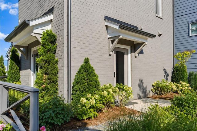 3338 Springhaven Avenue, Hapeville, GA 30354