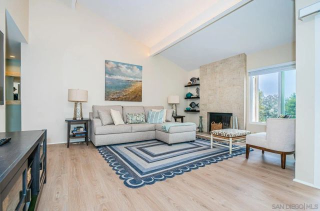 901 Caminito Madrigal E, Carlsbad, CA 92011