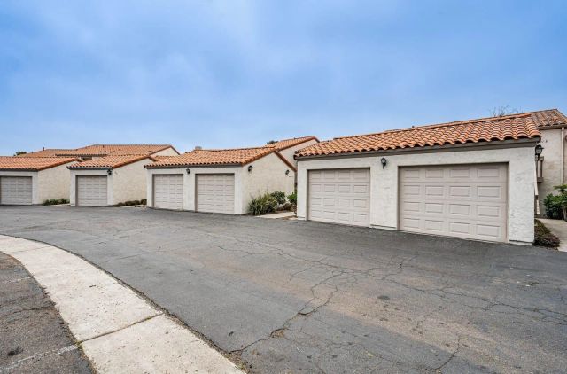 901 Caminito Madrigal E, Carlsbad, CA 92011