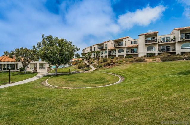 901 Caminito Madrigal E, Carlsbad, CA 92011