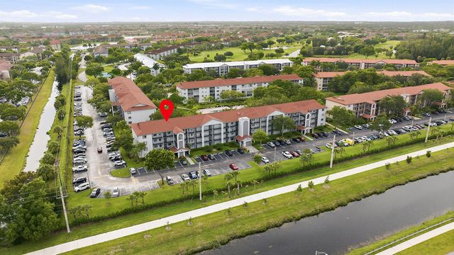1400 SW 124th Terrace 202Q, Pembroke Pines, FL 33027
