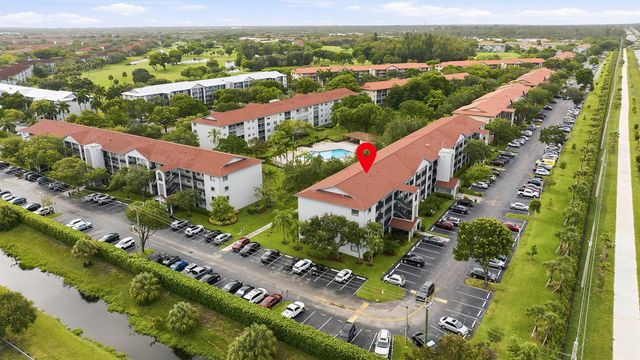 1400 SW 124th Terrace 202Q, Pembroke Pines, FL 33027