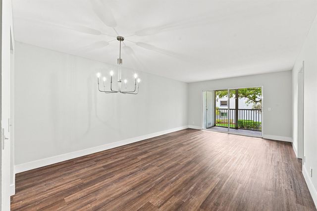 1400 SW 124th Terrace 202Q, Pembroke Pines, FL 33027