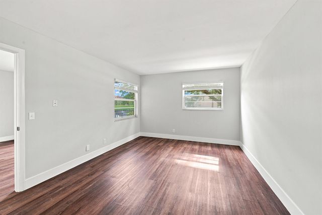 1400 SW 124th Terrace 202Q, Pembroke Pines, FL 33027