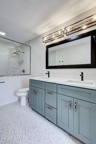 915 W Kensington Road, Joplin, MO 64801