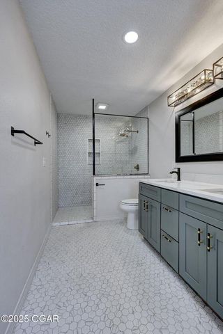 915 W Kensington Road, Joplin, MO 64801