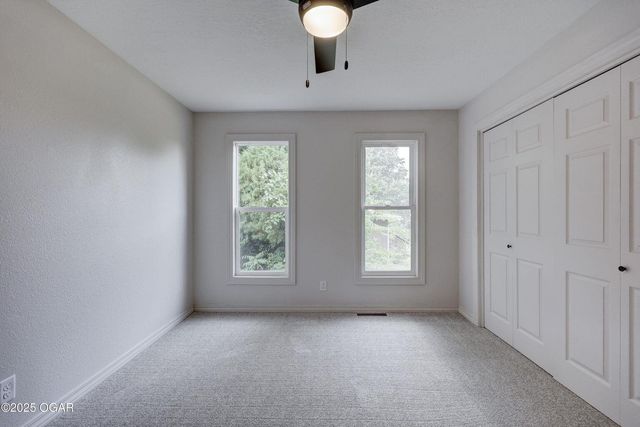 915 W Kensington Road, Joplin, MO 64801