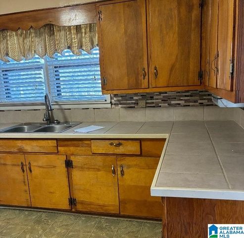 111 FLORENCE STREET, Bessemer, AL 35023