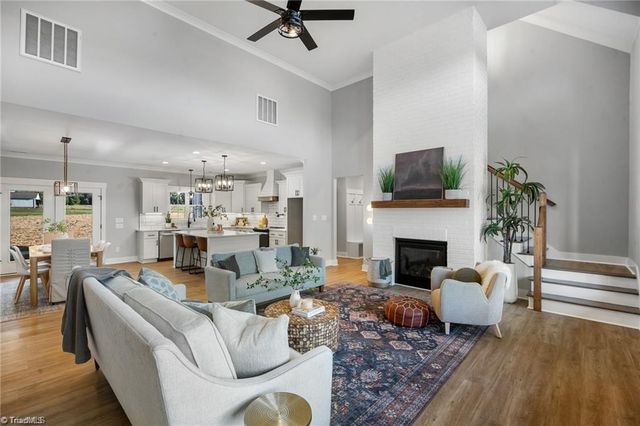 157 Emory Court, Lexington, NC 27295