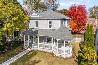 617 E A Street, Belleville, IL 62220