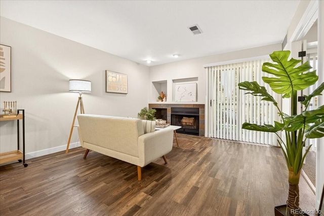 2575 S Syracuse Way I06, Denver, CO 80231