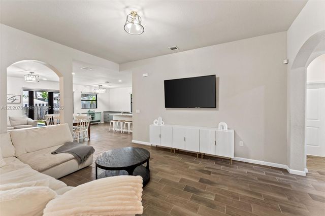 25021 SW 118 Court, Homestead, FL 33032