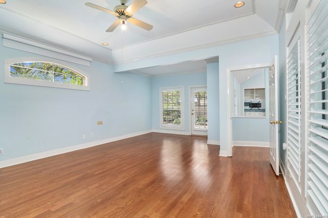 6 PLUM LN, San Antonio, TX 78218