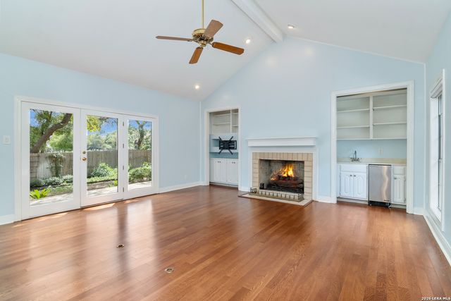 6 PLUM LN, San Antonio, TX 78218