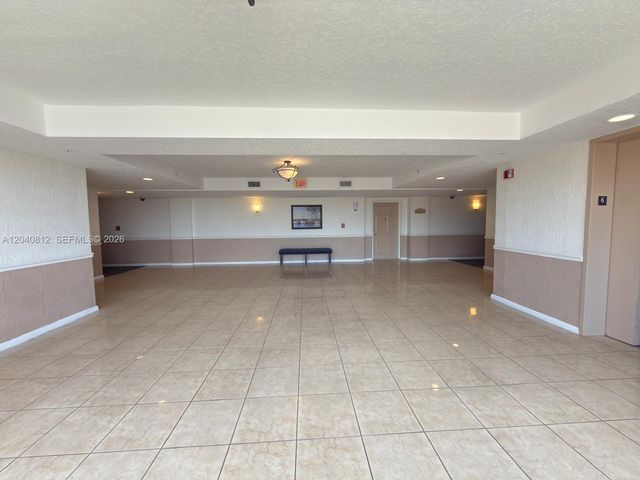 1801 N Flagler Dr 634, West Palm Beach, FL 33407