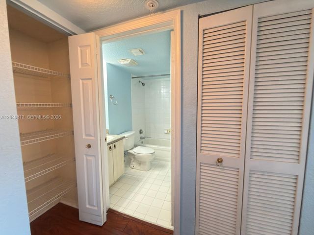 1801 N Flagler Dr 634, West Palm Beach, FL 33407