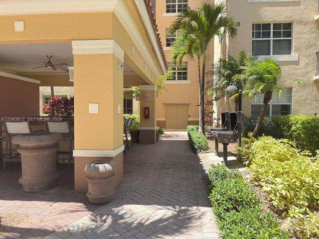 1801 N Flagler Dr 634, West Palm Beach, FL 33407