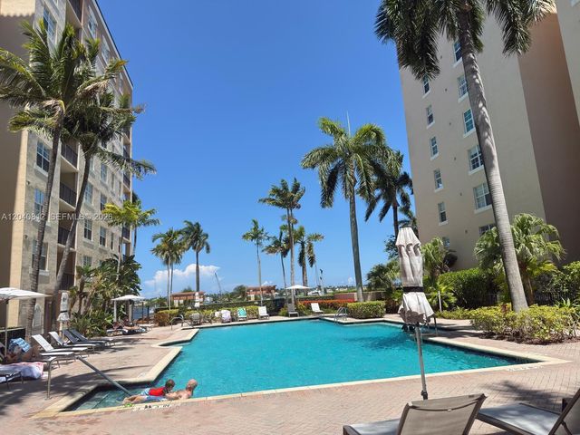 1801 N Flagler Dr 634, West Palm Beach, FL 33407