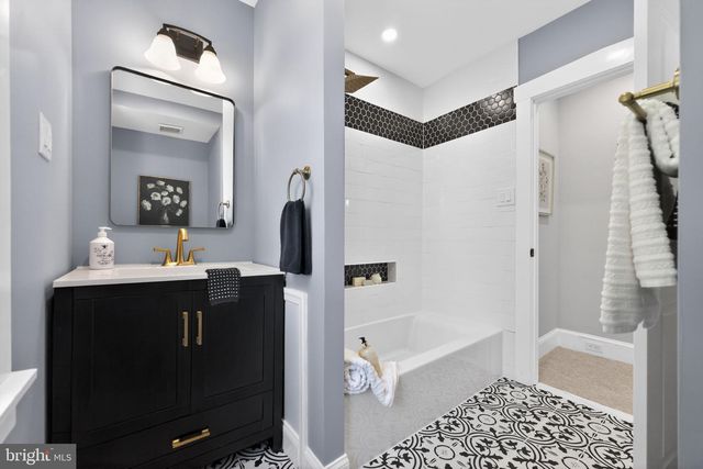 213 LAWNSIDE AVE, Haddon Township, NJ 08108