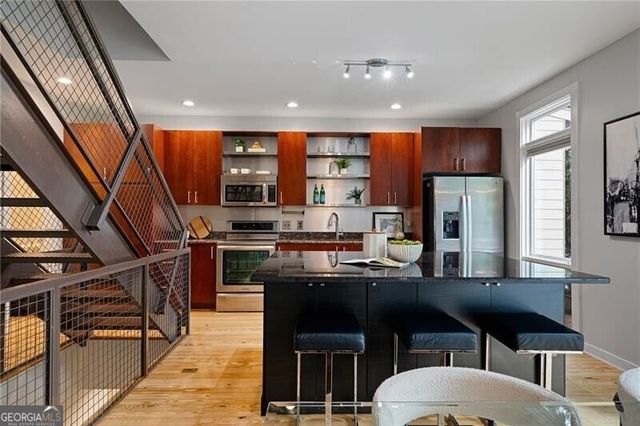 1271 Eames Green NW, Atlanta, GA 30318