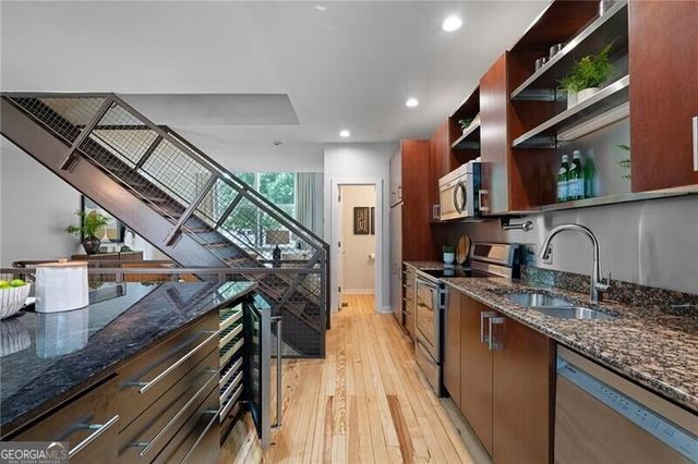 1271 Eames Green NW, Atlanta, GA 30318