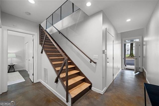1271 Eames Green NW, Atlanta, GA 30318