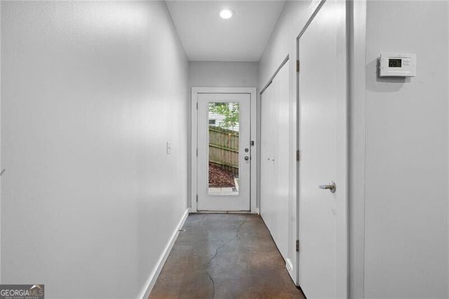 1271 Eames Green NW, Atlanta, GA 30318