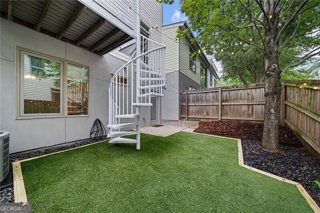 1271 Eames Green NW, Atlanta, GA 30318