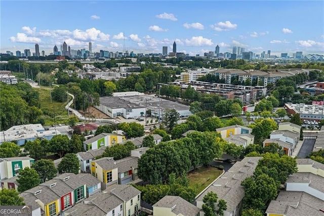 1271 Eames Green NW, Atlanta, GA 30318