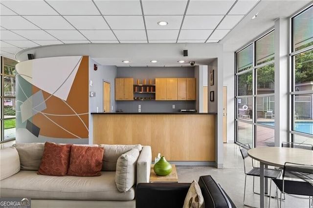 1271 Eames Green NW, Atlanta, GA 30318