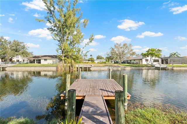 313 SE 21st LN, Cape Coral, FL 33990