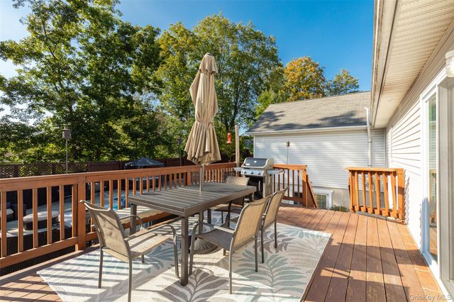 41 Martin Drive, Poughkeepsie, NY 12603