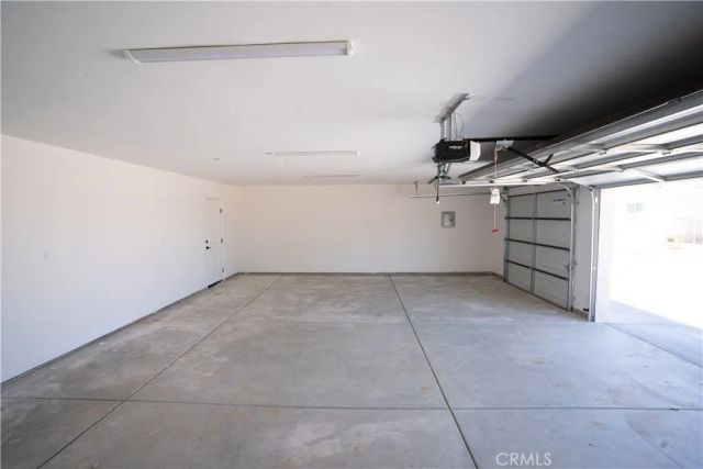 11441 5th Ave, Hesperia, CA 92345