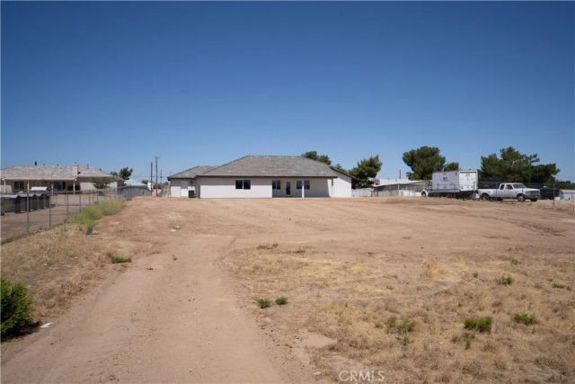 11441 5th Ave, Hesperia, CA 92345