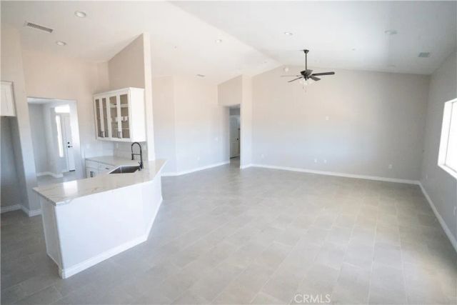 11441 5th Ave, Hesperia, CA 92345