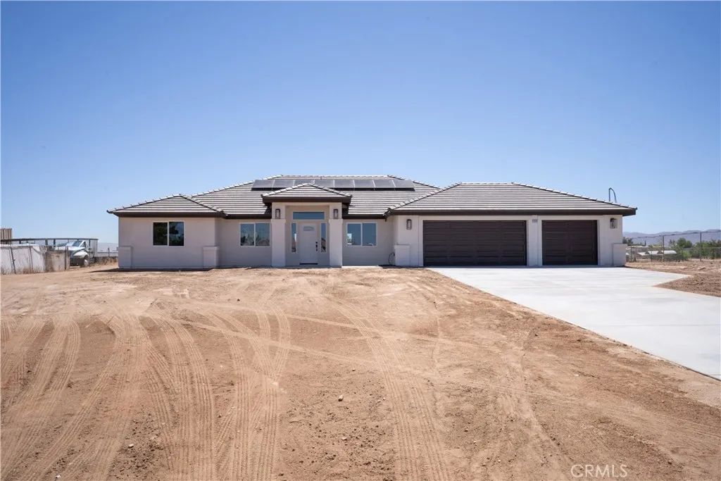 11441 5th Ave, Hesperia, CA 92345