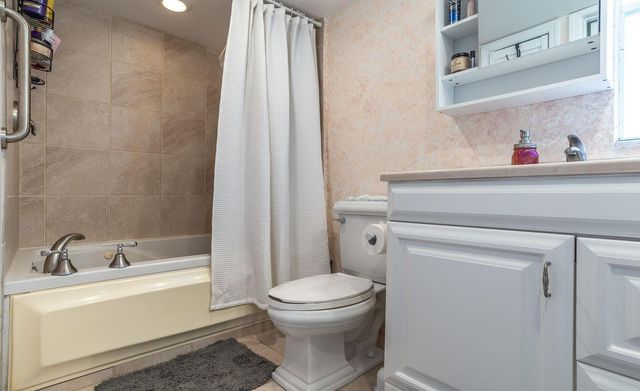 8351 Chisum Trail, Boca Raton, FL 33433