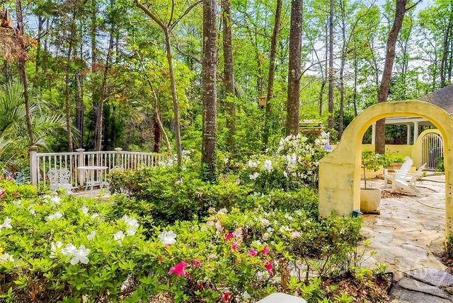 6 Cedar View Court, Savannah, GA 31410