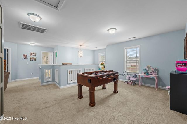 100 Forerunner Court, New Bern, NC 28562