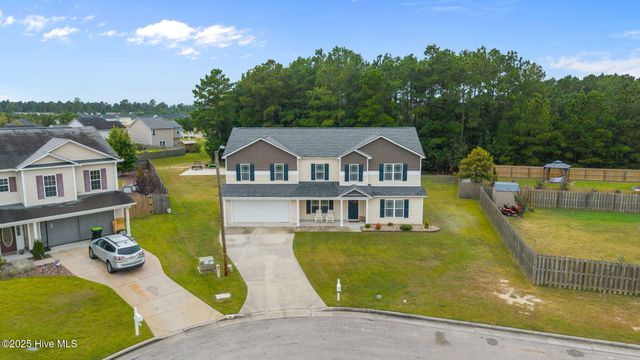 100 Forerunner Court, New Bern, NC 28562