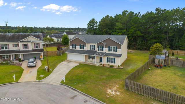 100 Forerunner Court, New Bern, NC 28562