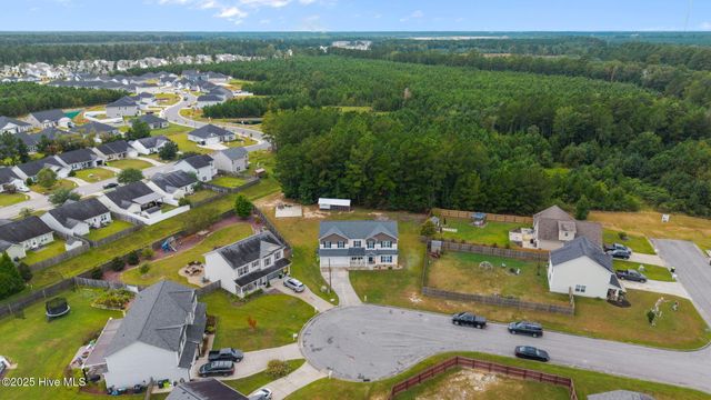100 Forerunner Court, New Bern, NC 28562