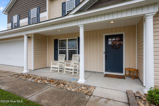 100 Forerunner Court, New Bern, NC 28562