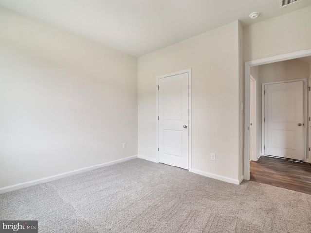 345 GLENMORE LN, Keswick, VA 22947