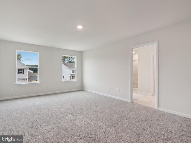 345 GLENMORE LN, Keswick, VA 22947