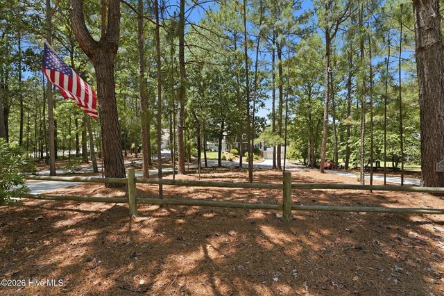 138 Overlook Drive, West End, NC 27376